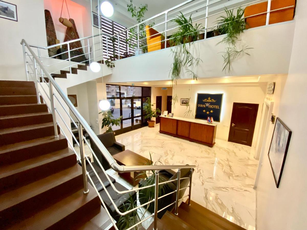 Vayk Hotel 외부 사진