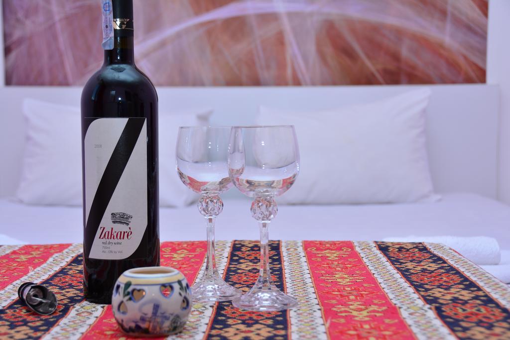 Vayk Hotel 외부 사진