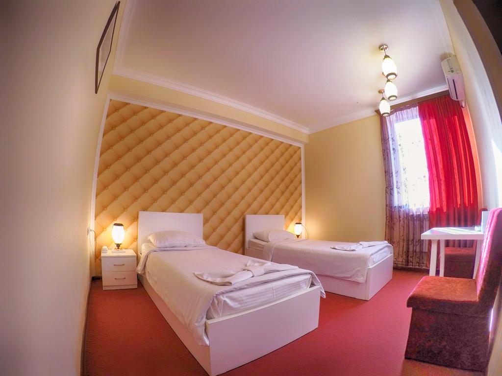 Vayk Hotel 외부 사진