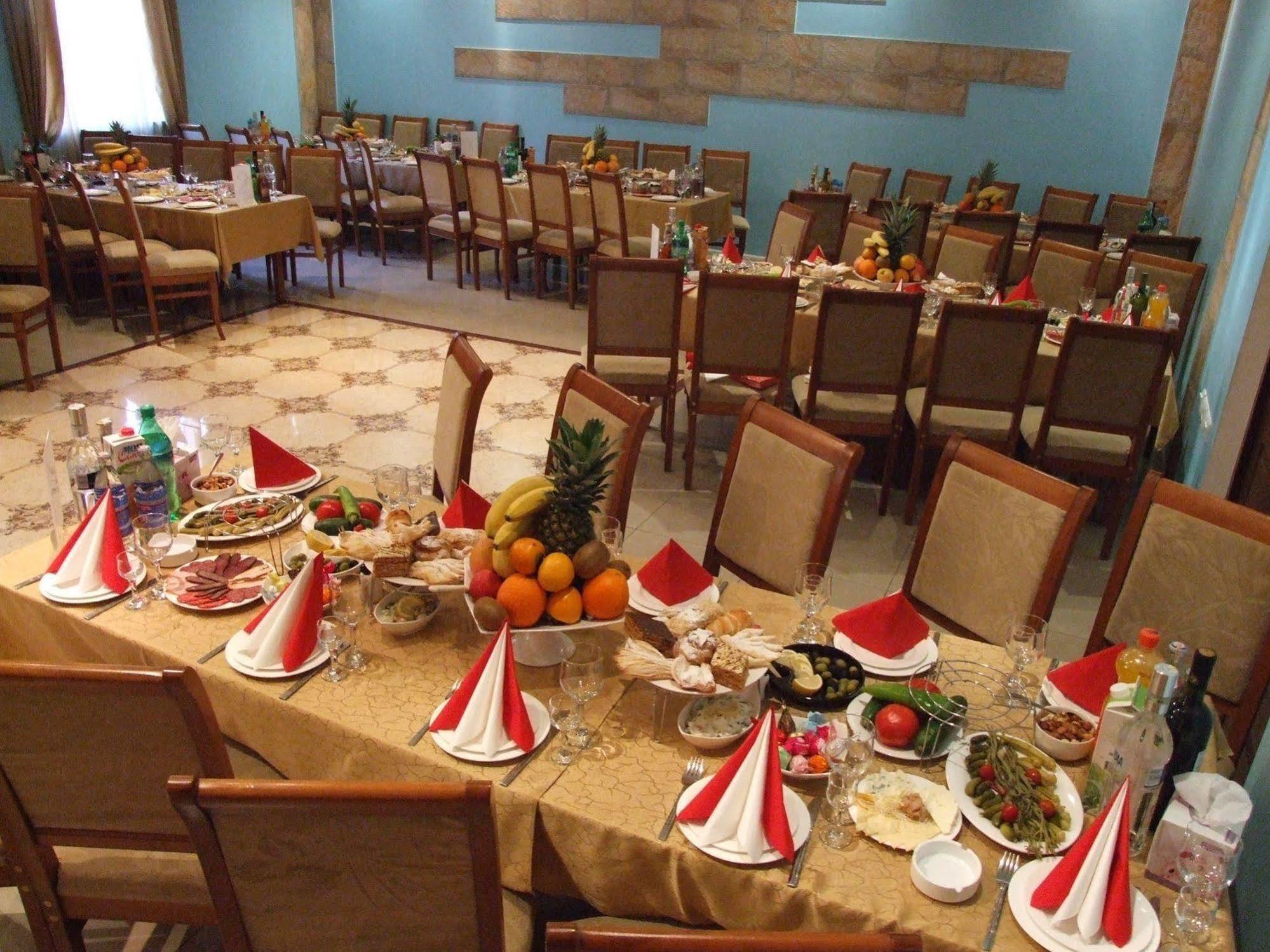 Vayk Hotel 외부 사진