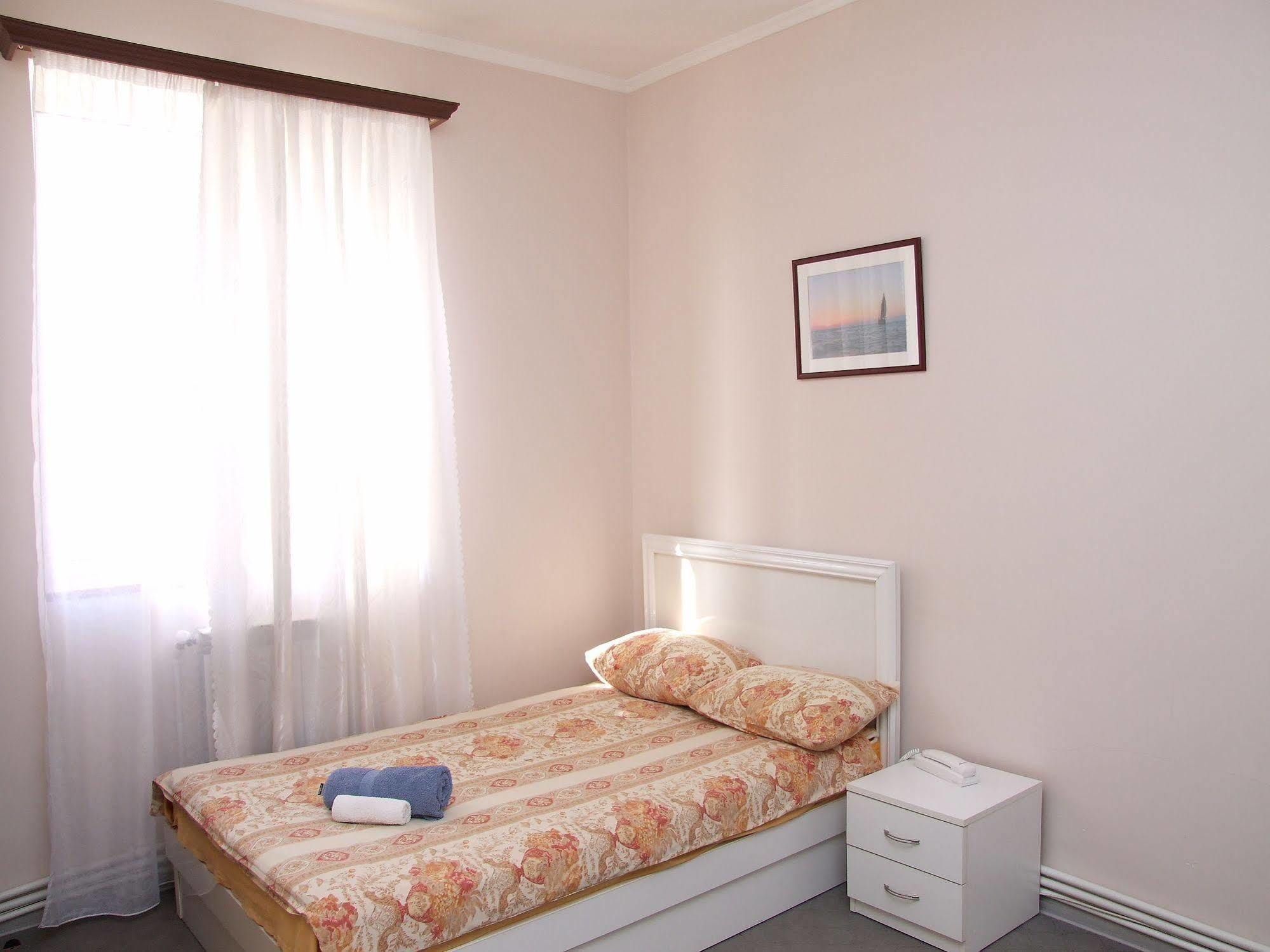 Vayk Hotel 외부 사진