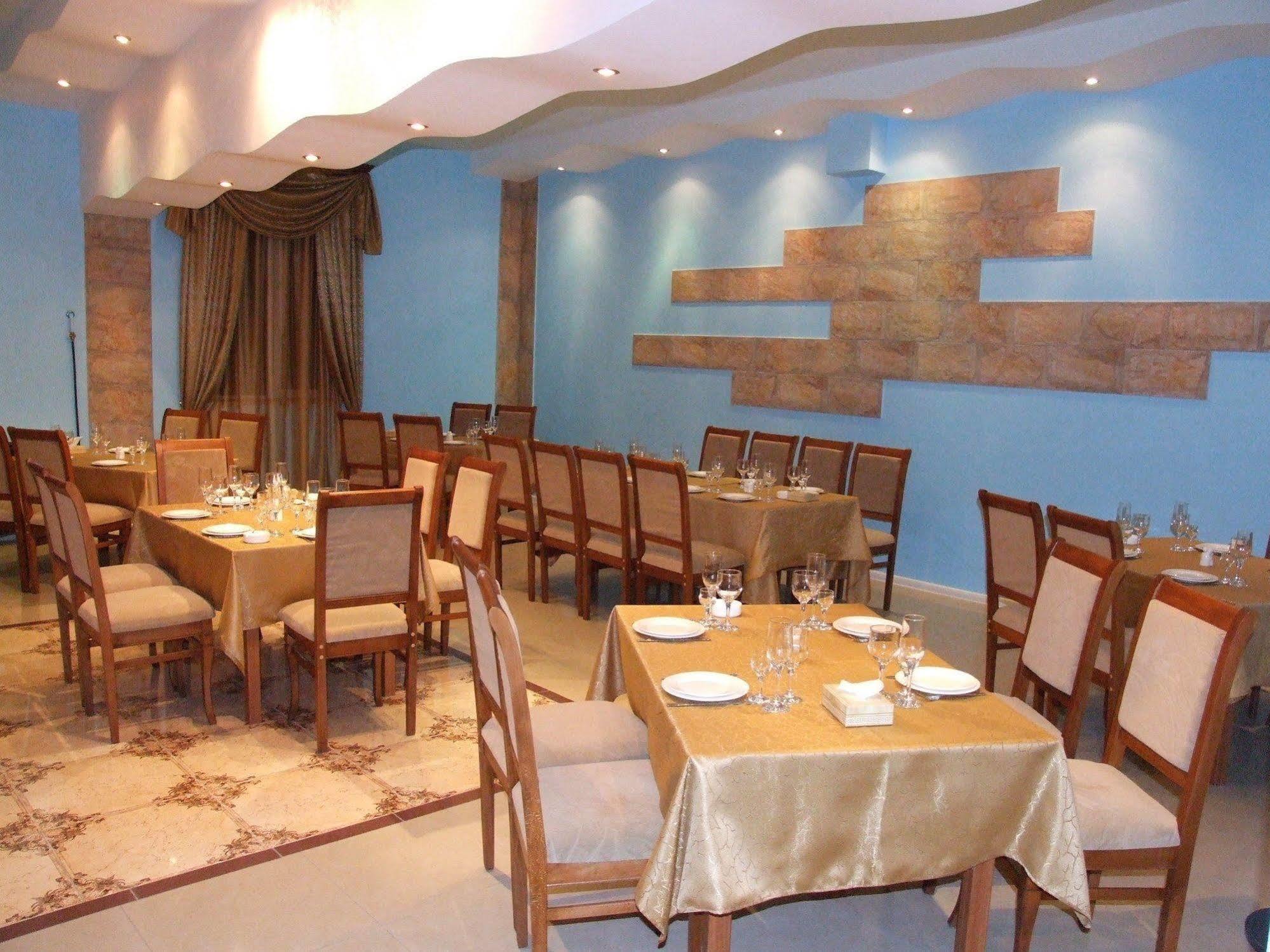 Vayk Hotel 외부 사진
