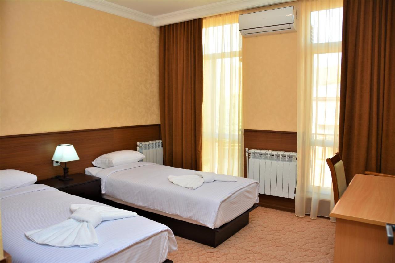 Vayk Hotel 외부 사진