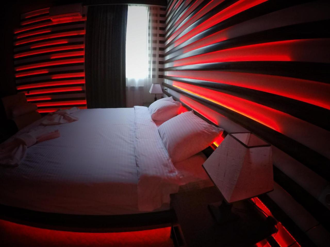 Vayk Hotel 외부 사진