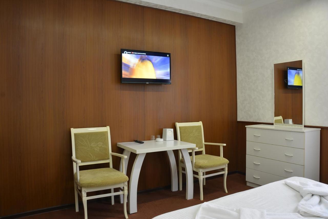 Vayk Hotel 외부 사진