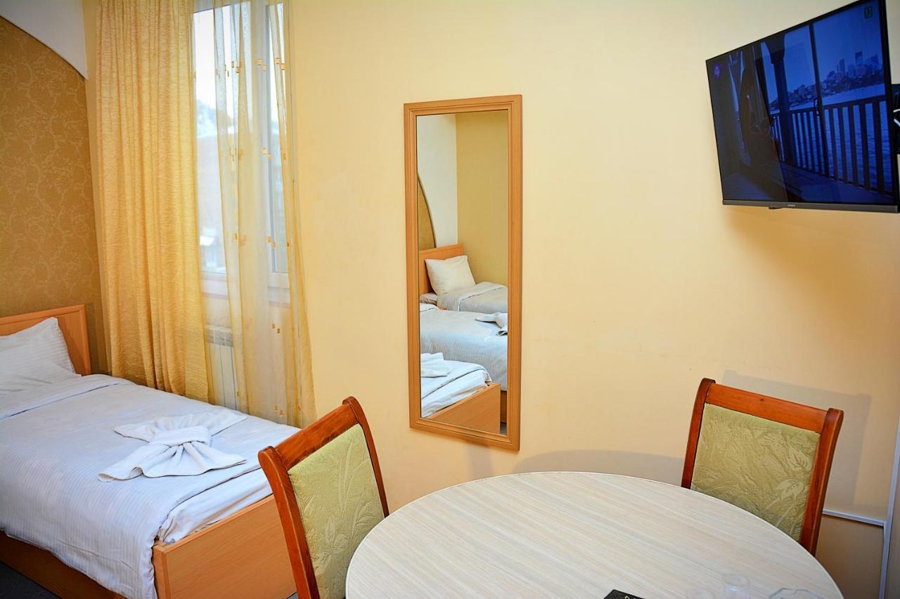 Vayk Hotel 외부 사진